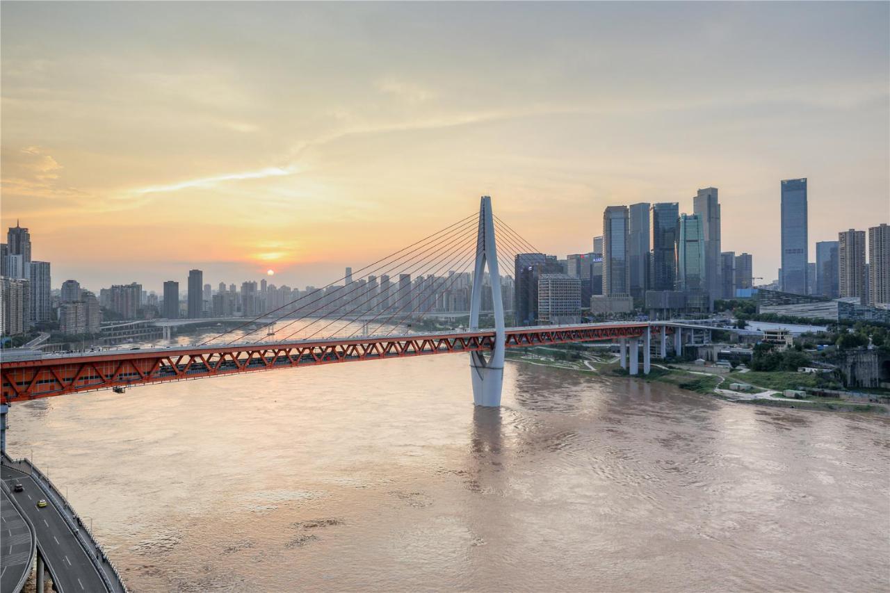 Baihong Riverview Apartment-hongya Cave Apartment